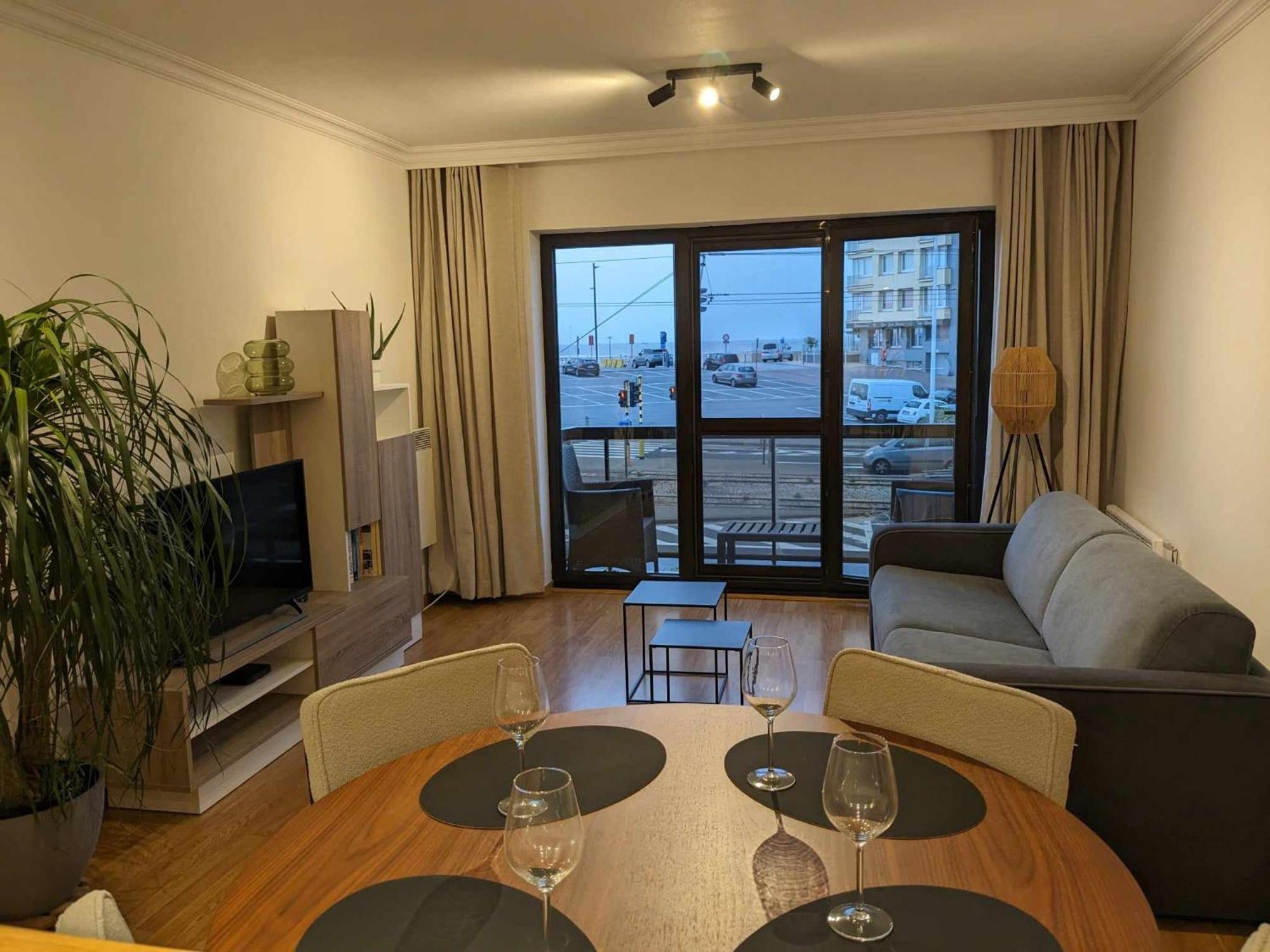 Vista Linda, Leuk Appartement Vlak Bij Zeedijk En Strand Ostende Exteriér fotografie