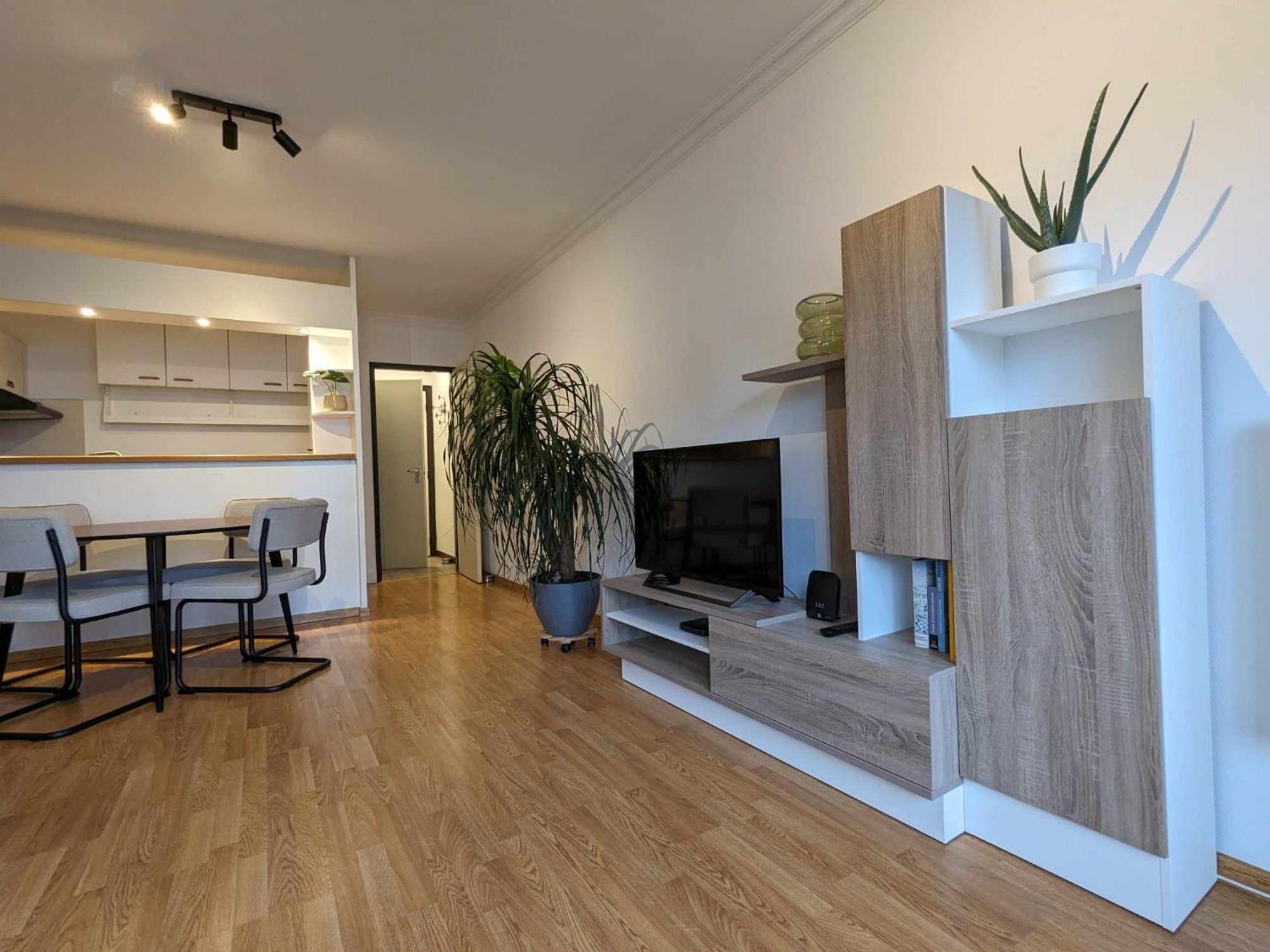 Vista Linda, Leuk Appartement Vlak Bij Zeedijk En Strand Ostende Exteriér fotografie